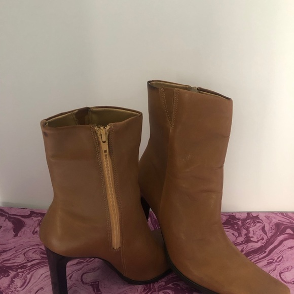 Maraolo’s Genuine Leather Ladies Short Leather Boot in Tan/Mustard size 10 - Picture 8 of 9